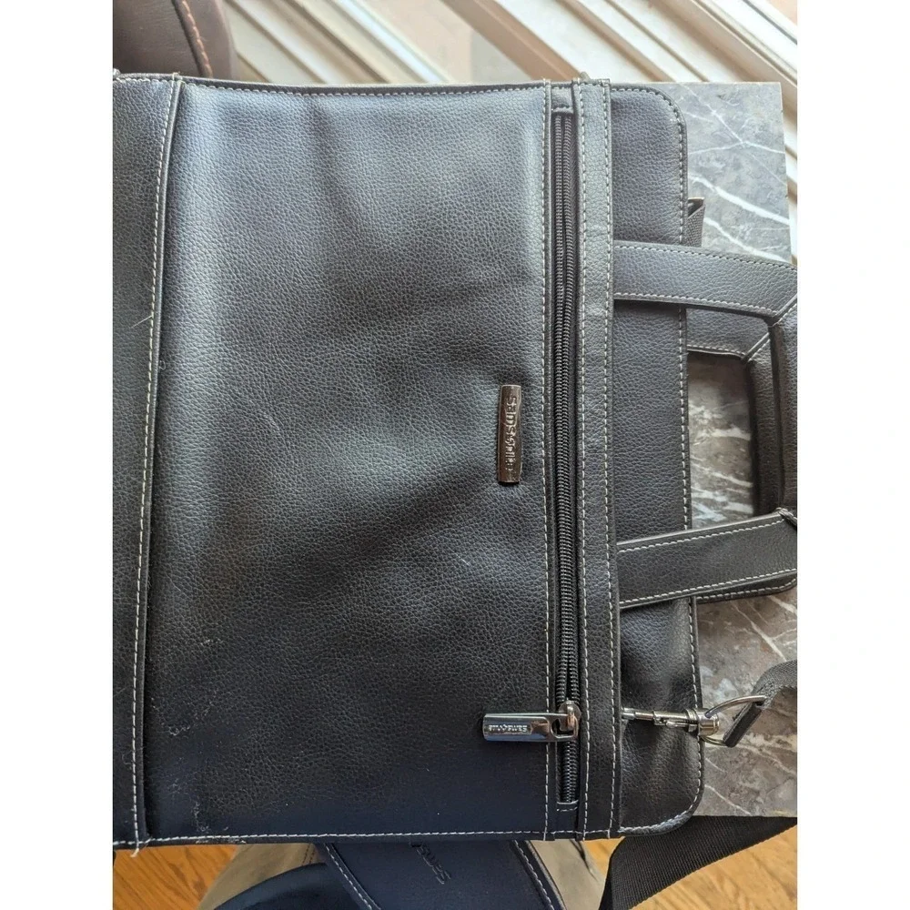 Samsonite Black Leather Computer Briefcase Calculator Shoulder Strap Vintage